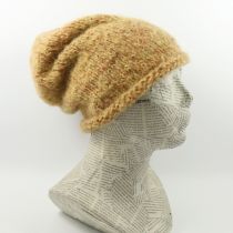 Luźna czapka miodowa krasnal beanie nerd boho hipster robiona ręcznie na drutach